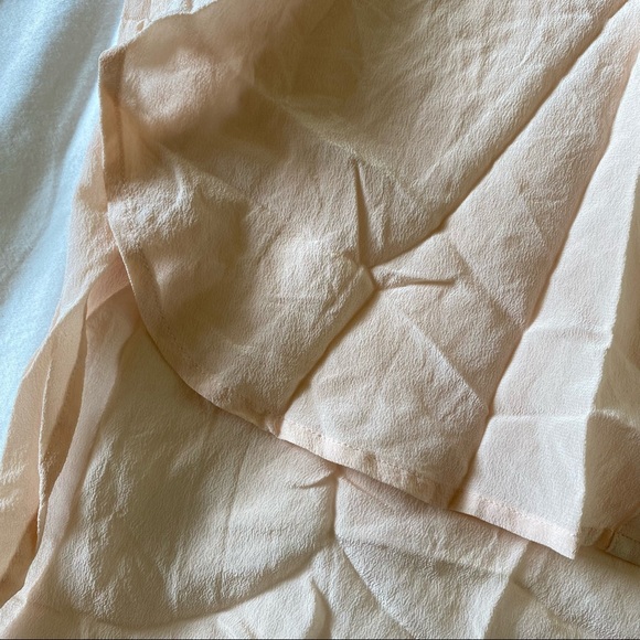 Banana Republic Silk Blouse - Picture 5 of 5